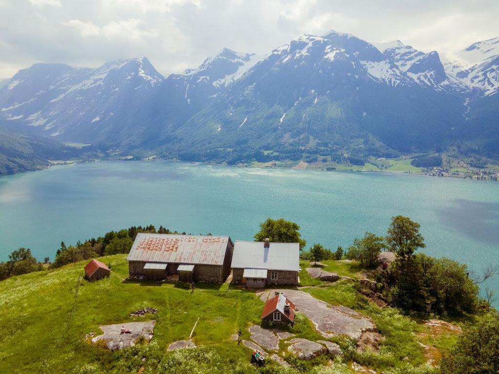 Vollsnes Feriehus Villa Hjelle Esterno foto