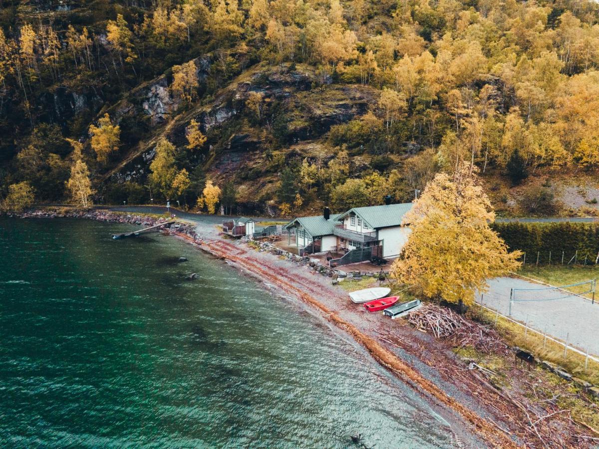 Vollsnes Feriehus Villa Hjelle Esterno foto